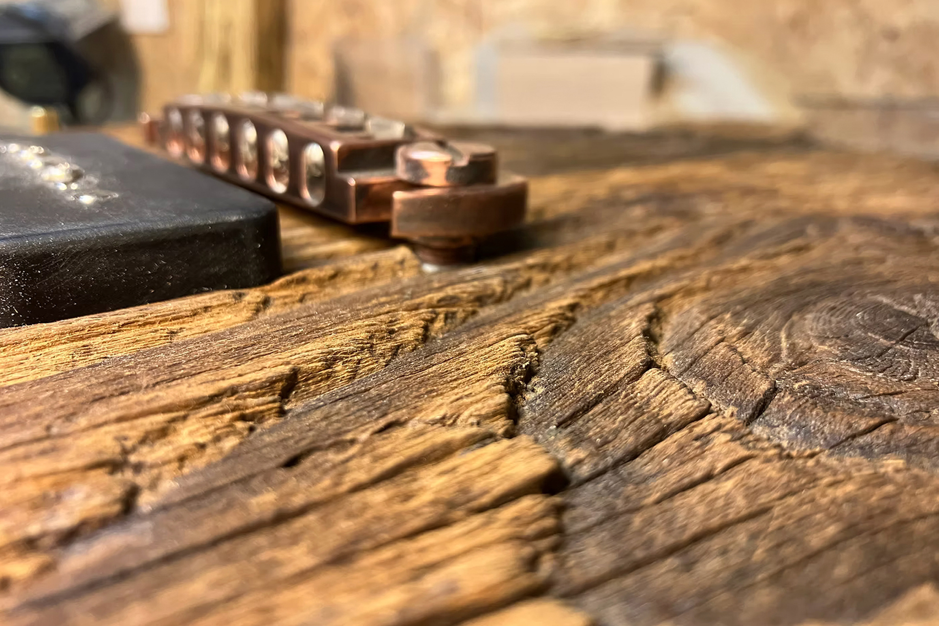 zoom matière bois guitare Cracks